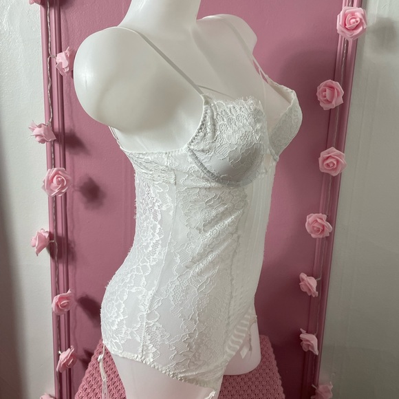 🧁 SMALL - lingerie bra top one piece - white dentelle see trough - jarretelle - Picture 5 of 6
